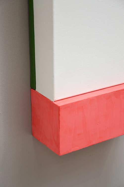 3 éléments vert, blanc et rouge/rose, acrylique sur toile, bois enduit